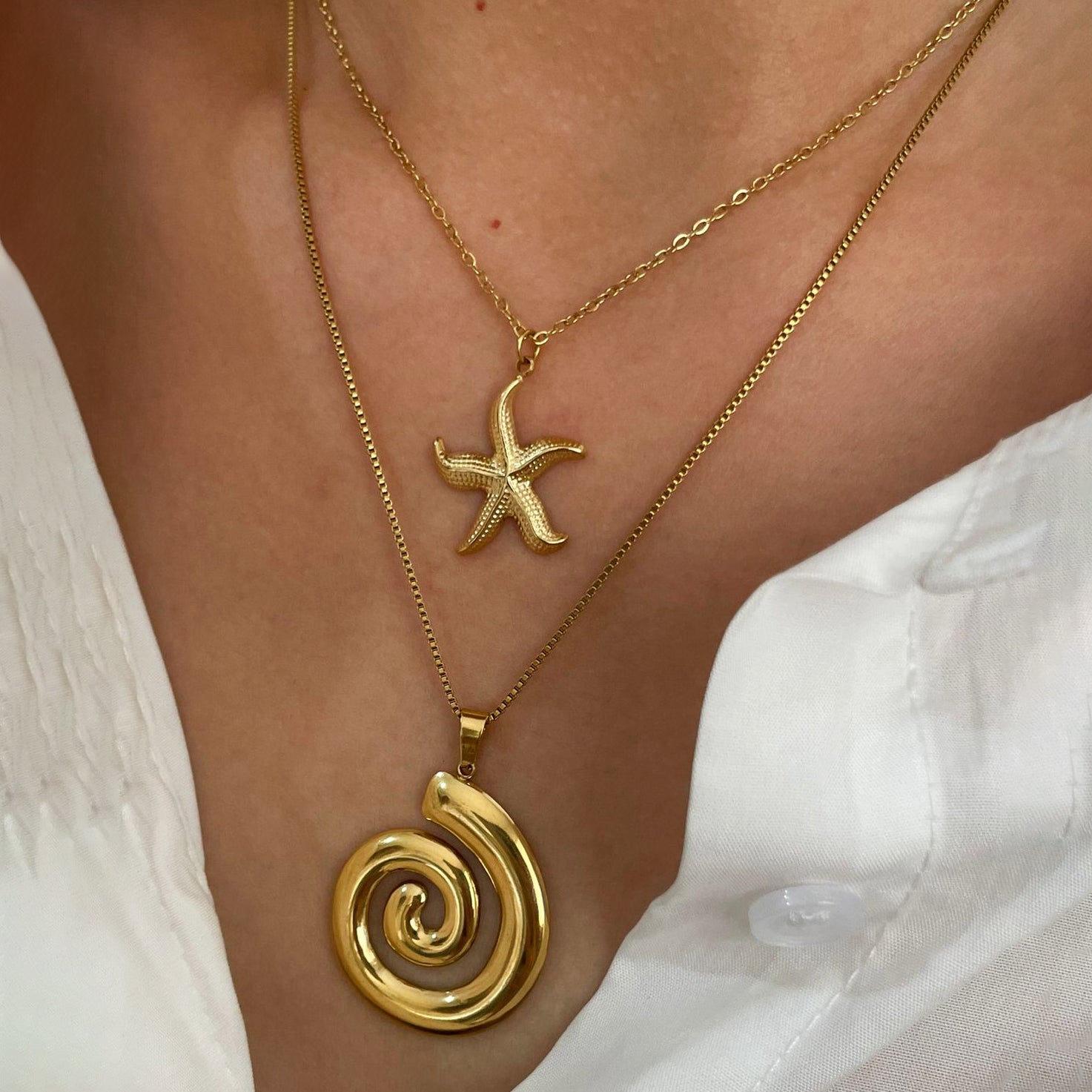 2pcs SHELL / / NECKLACE