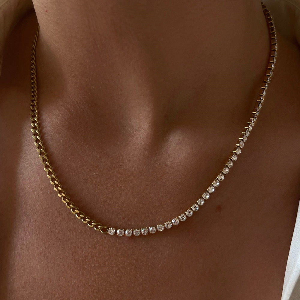 Ingrid / / NECKLACES