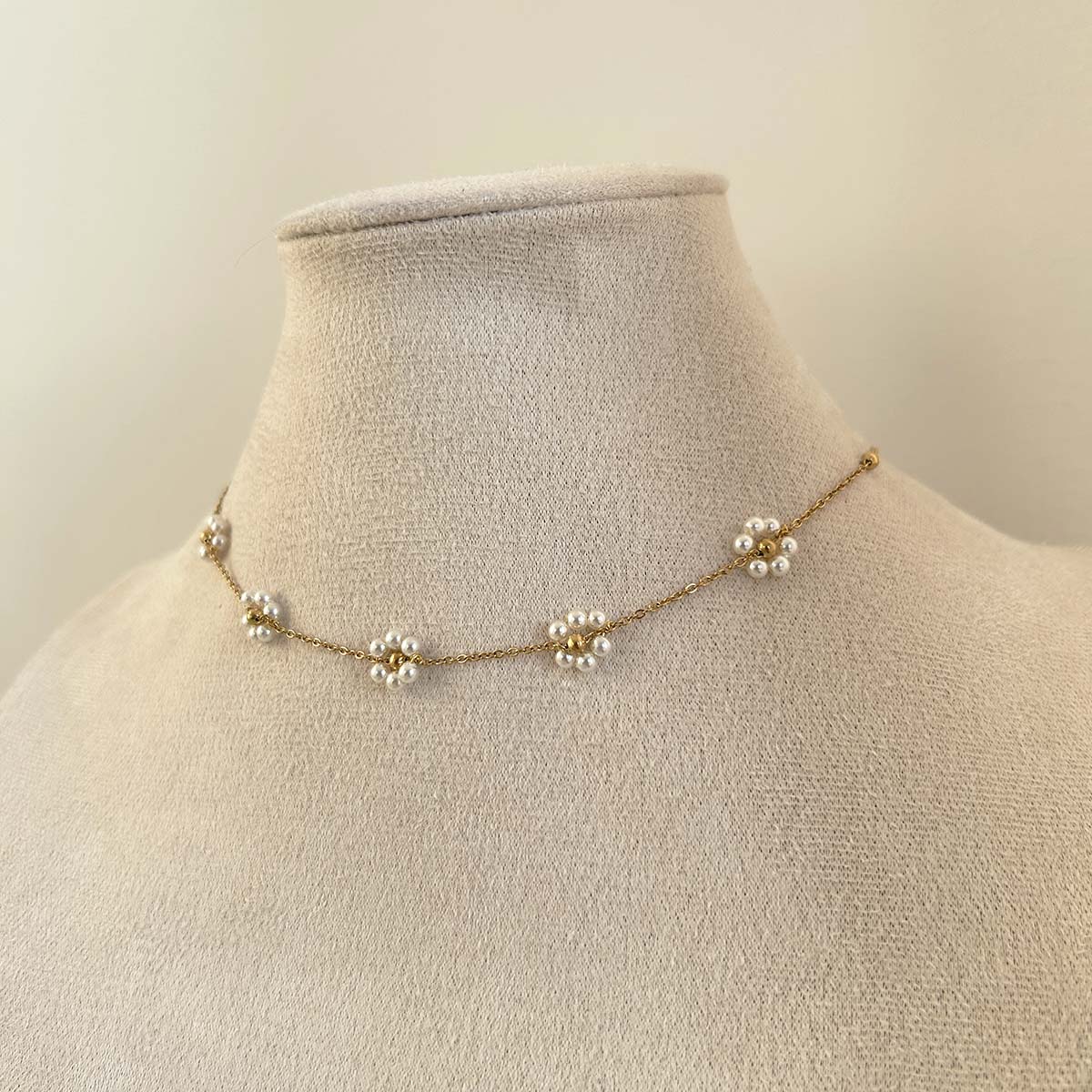 LITTLE DAISIES / / NECKLACES / / BRACELETS / / WAIST CHAIN