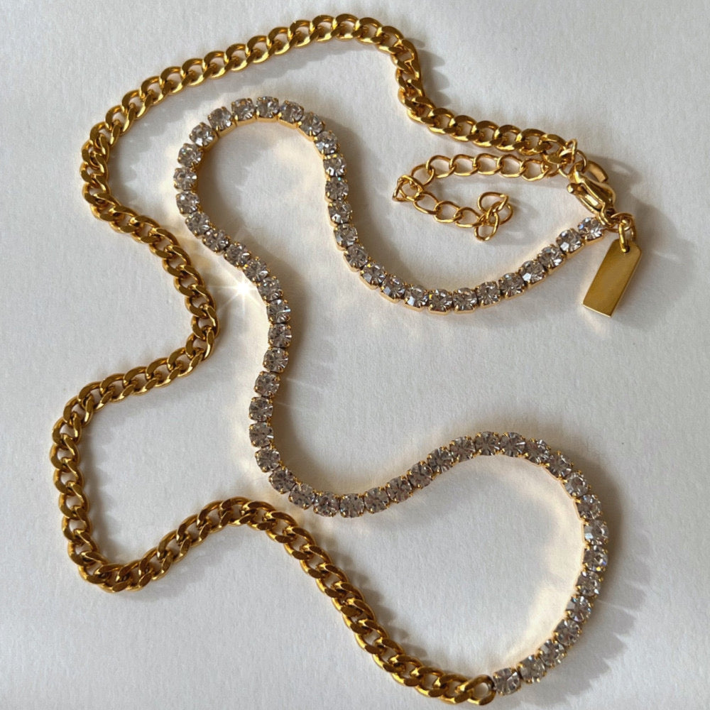 Ingrid / / NECKLACES