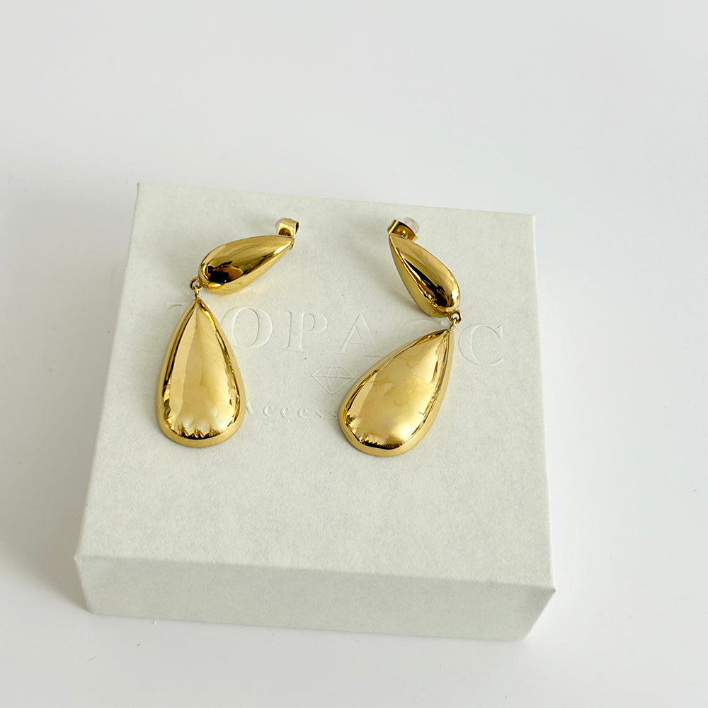DROPS / / EARRINGS