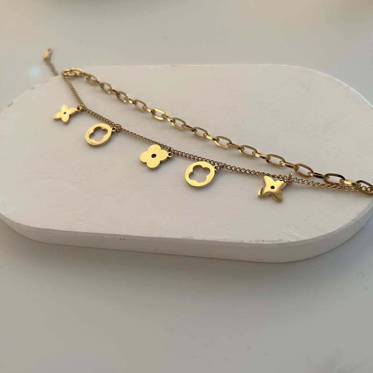 April / / Bracelet