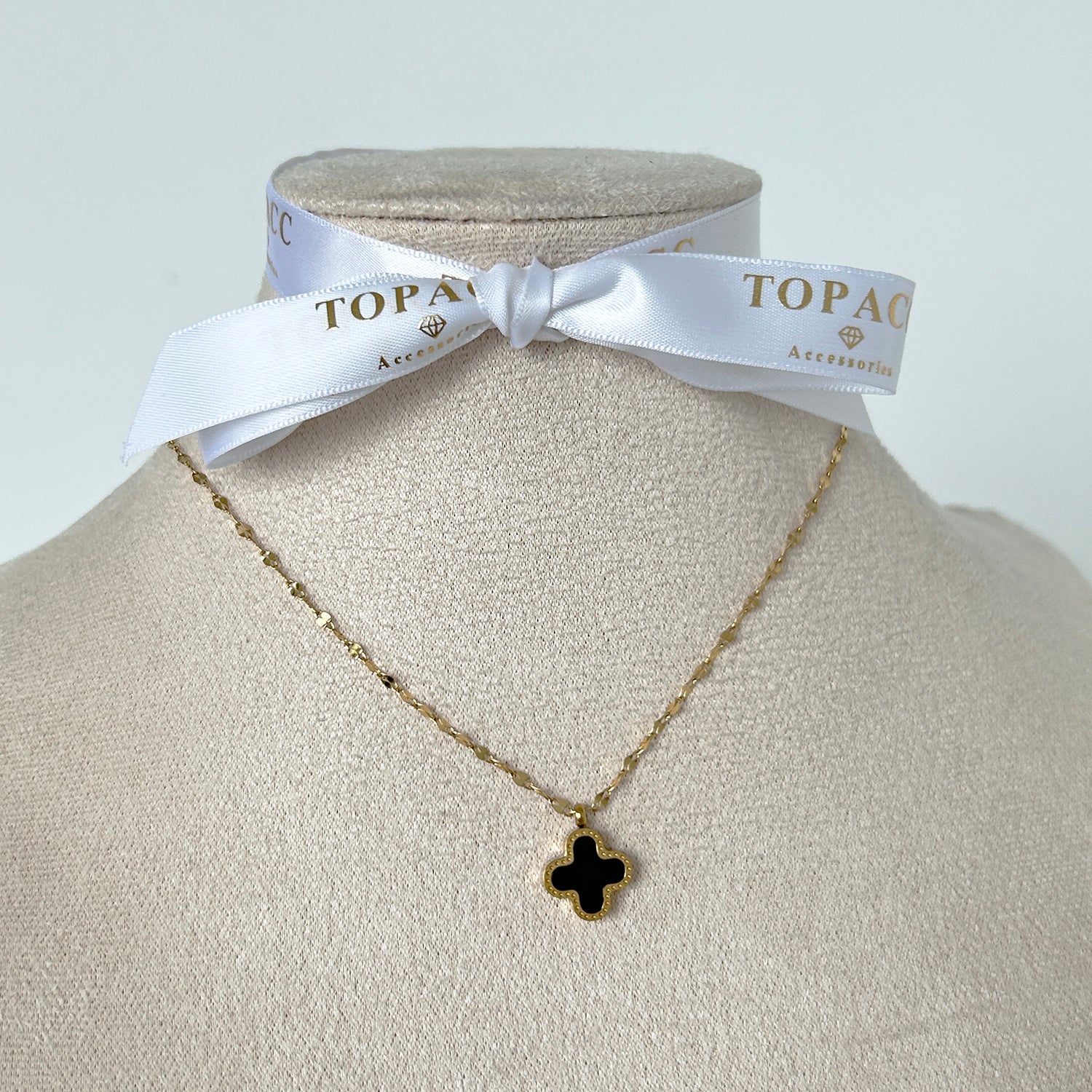 Natalie / / NECKLACES