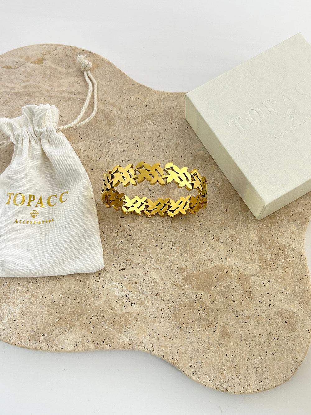 FOLIAGE / / BRACELET