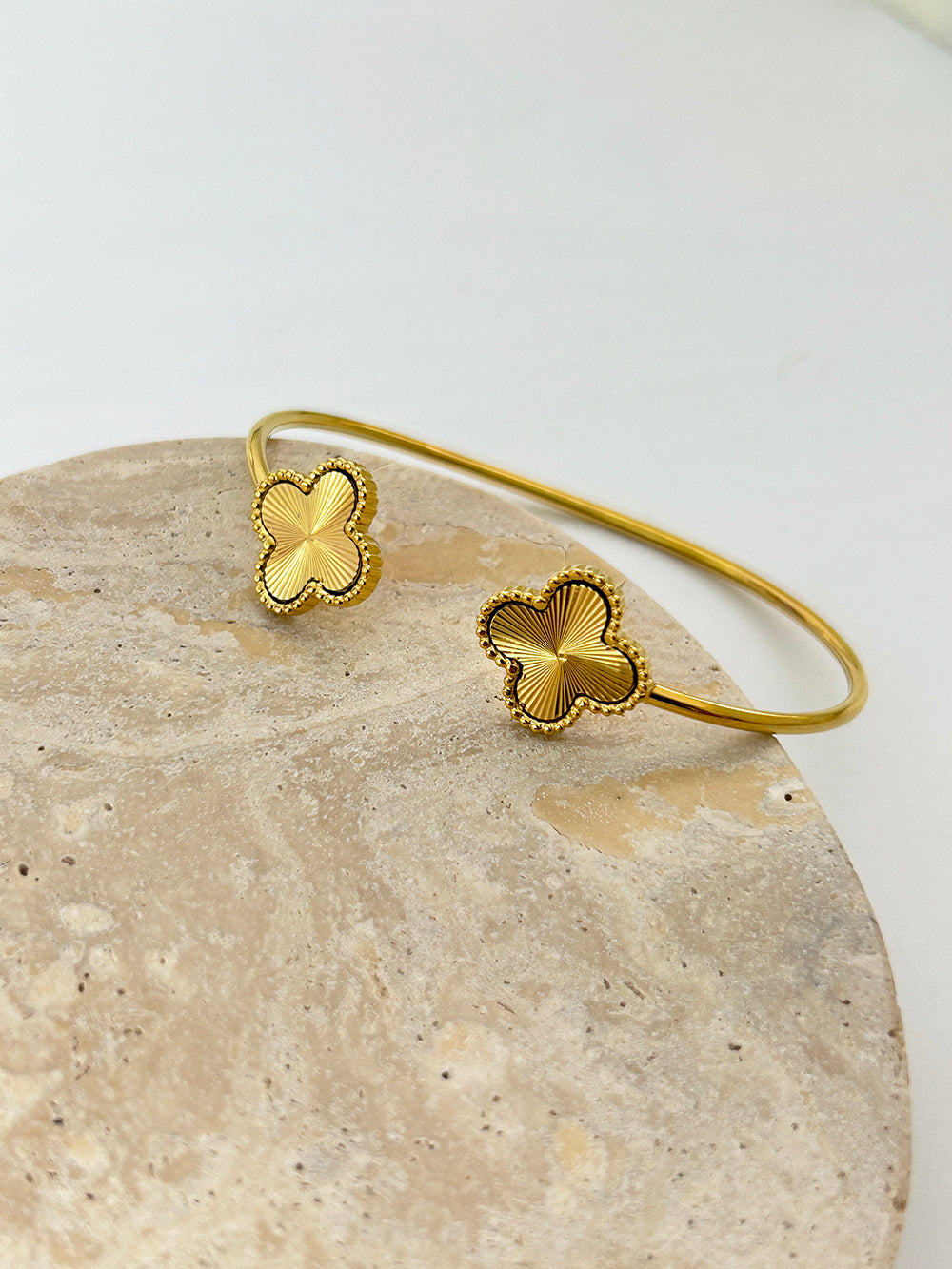 FLOWER / / BANGLE