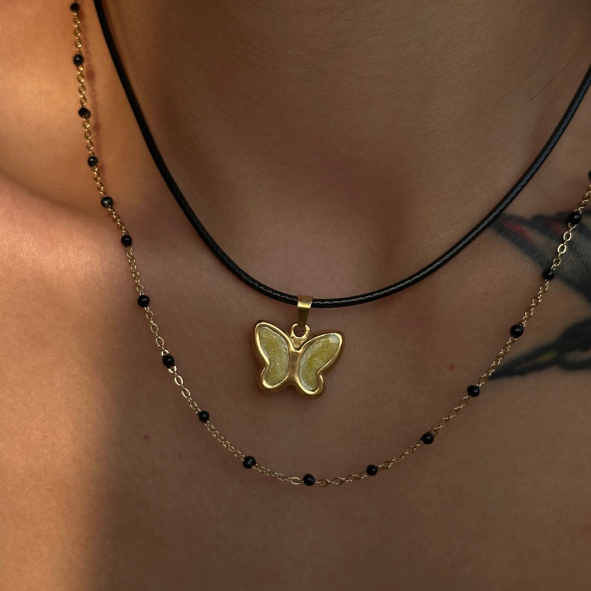 ZORA / / NECKLACES