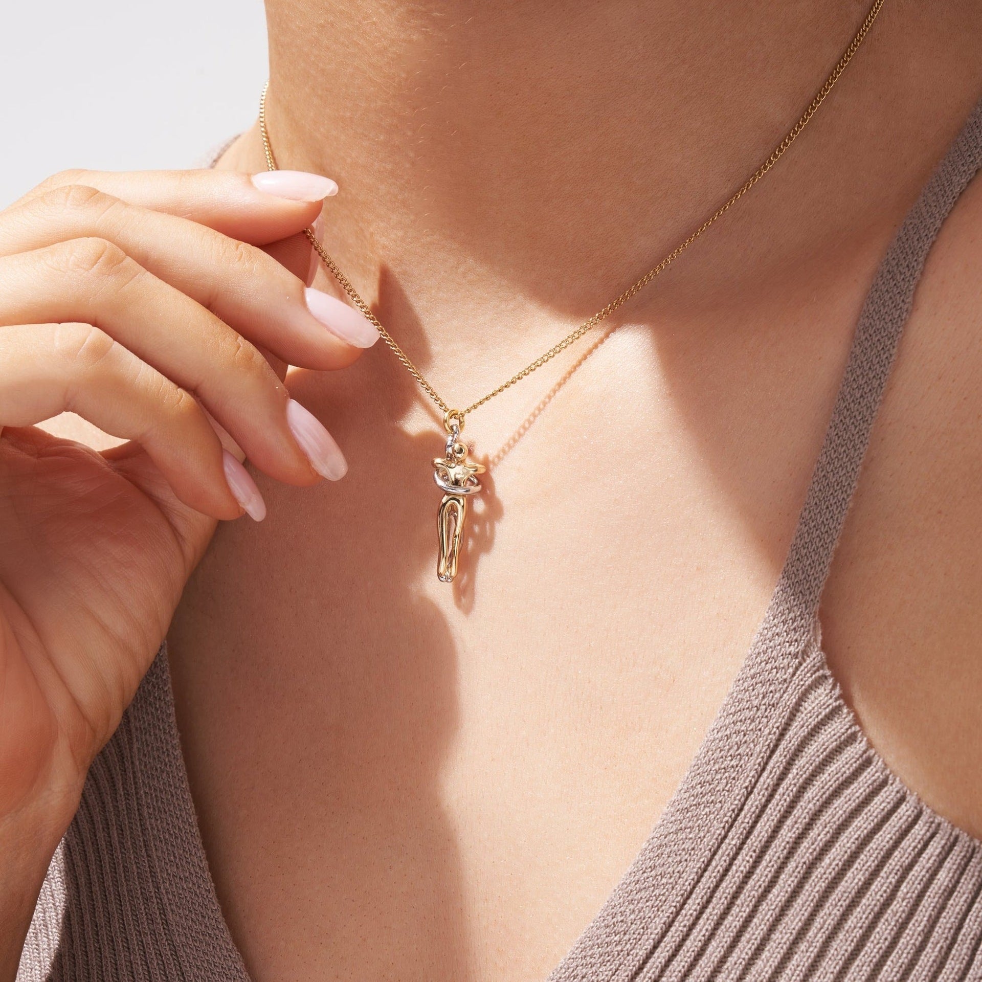 Embrace the necklace