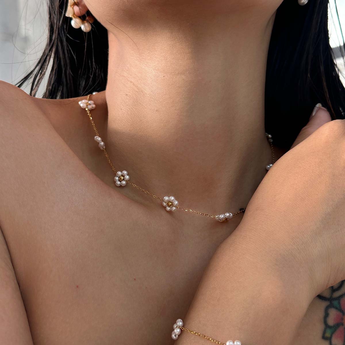 LITTLE DAISIES / / NECKLACES / / BRACELETS / / WAIST CHAIN