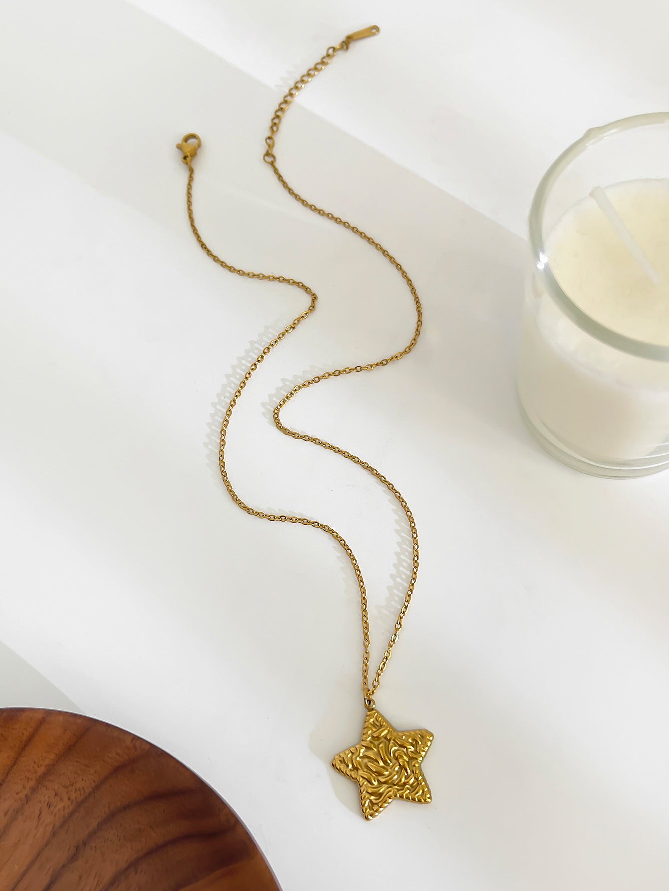 Lillian / / NECKLACE