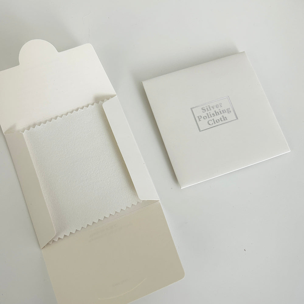 Wholesale of accessories