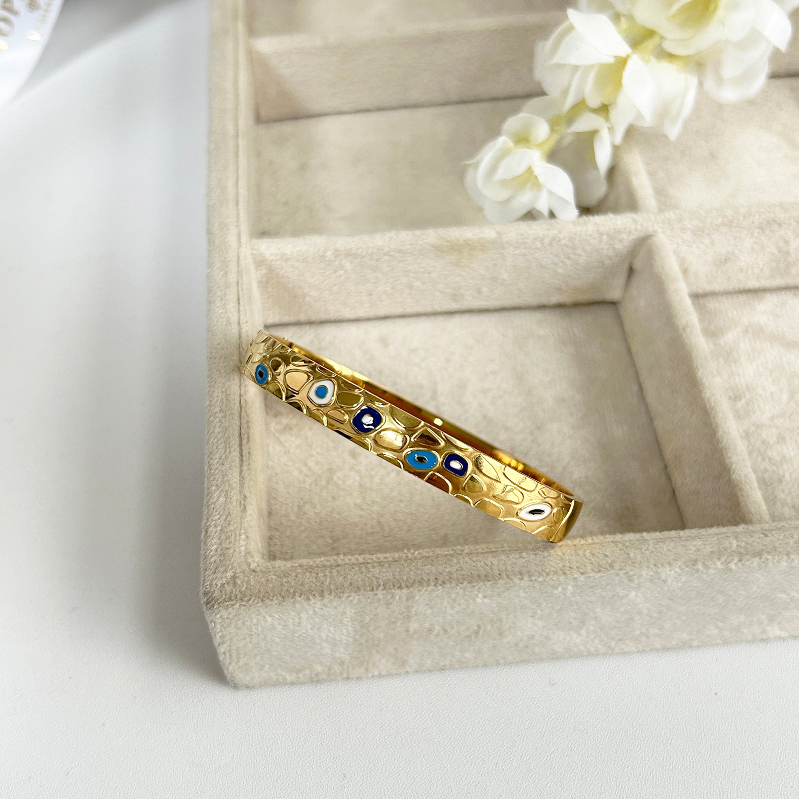 Katherine / / BANGLE