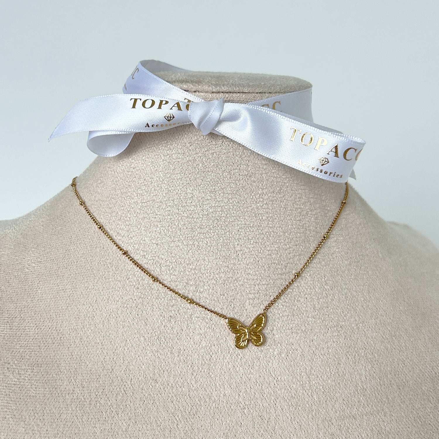 Kristin / / NECKLACES