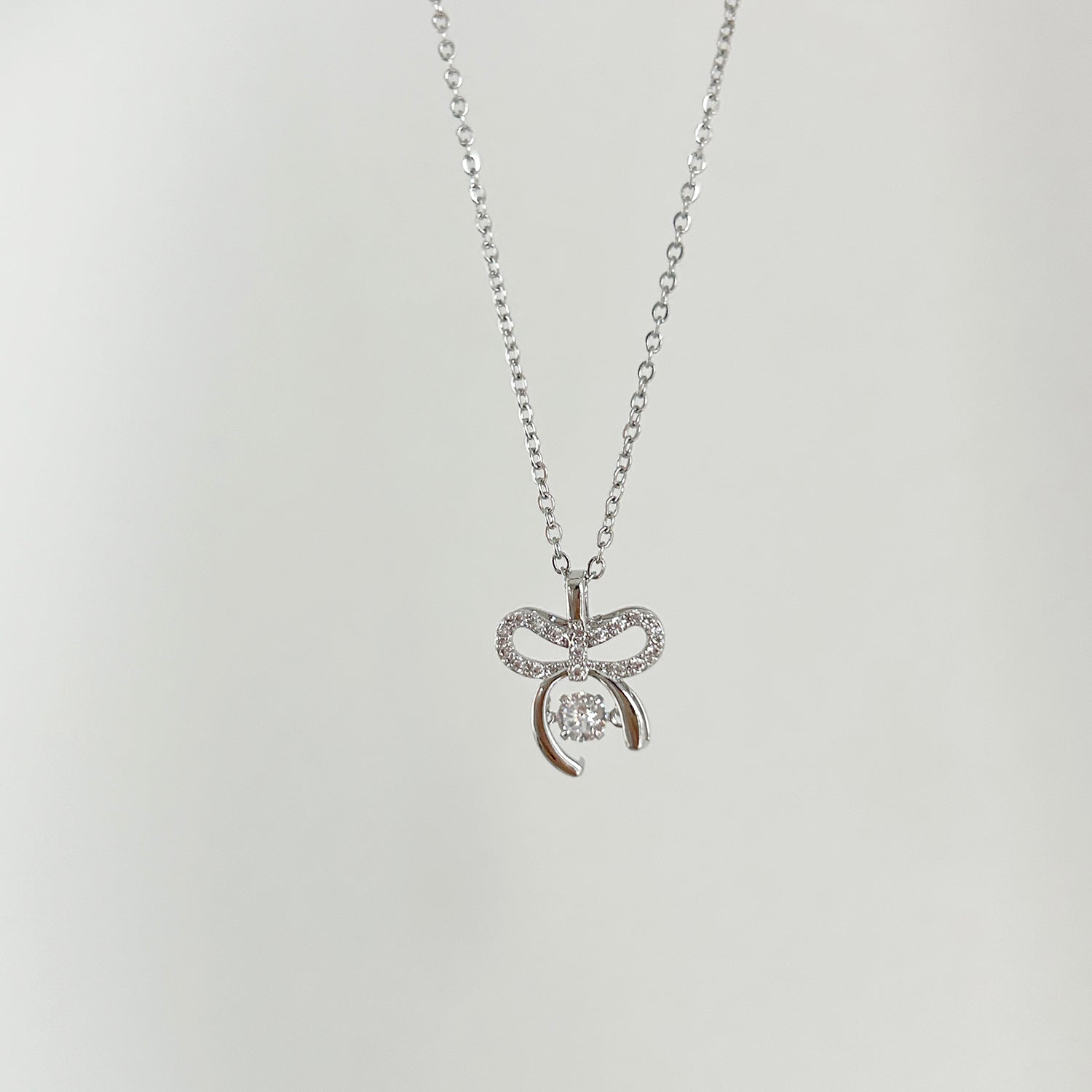 Jill / / NECKLACES
