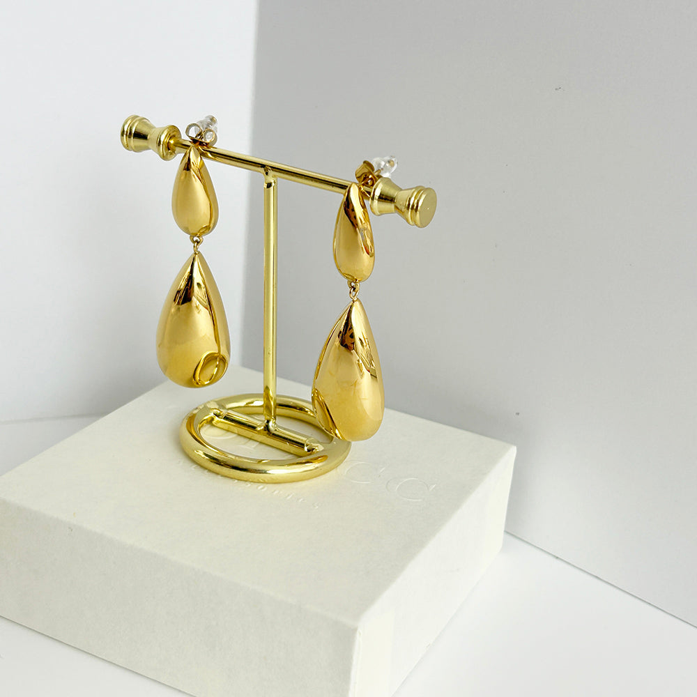 DROPS / / EARRINGS