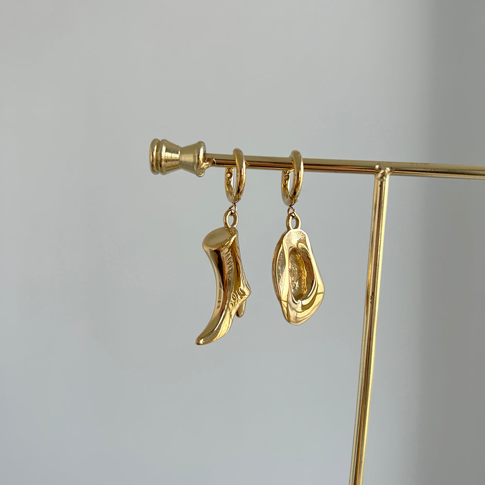 Western Cowboy Earrings.