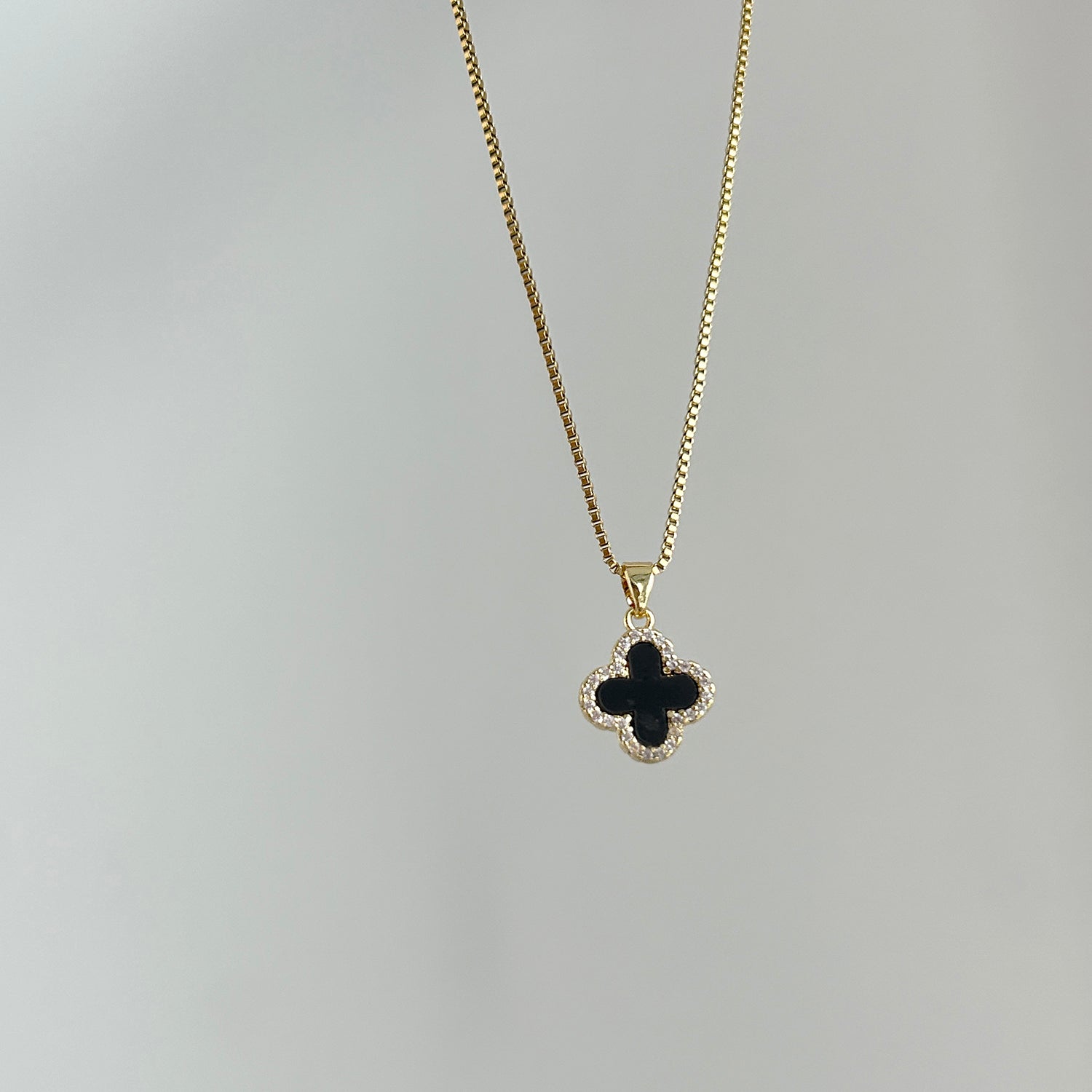 Hulda / / NECKLACES