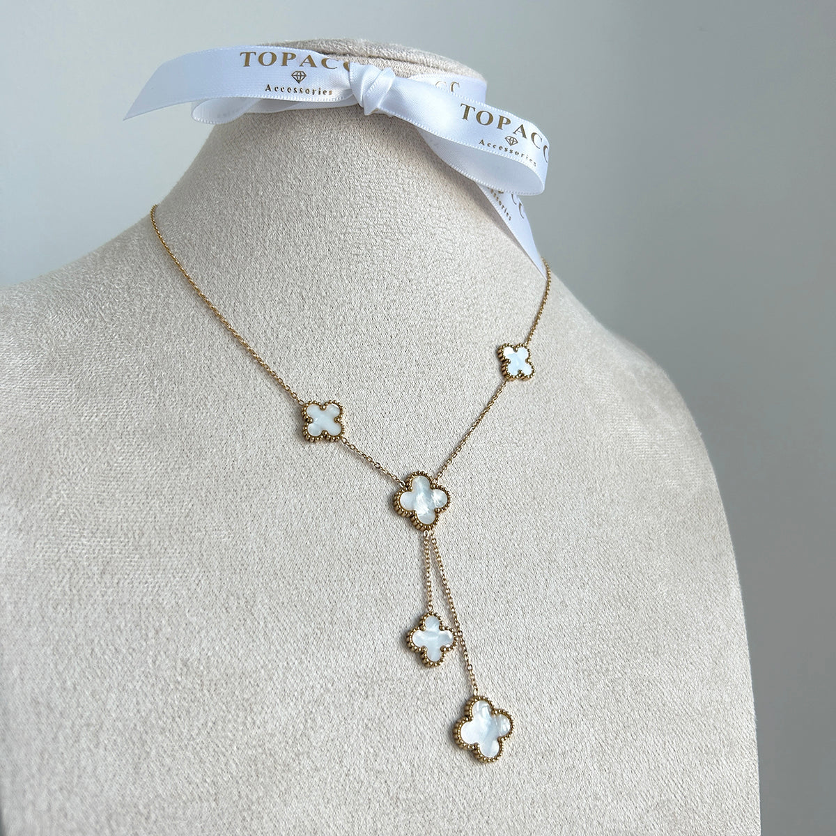 Shirley / / NECKLACES