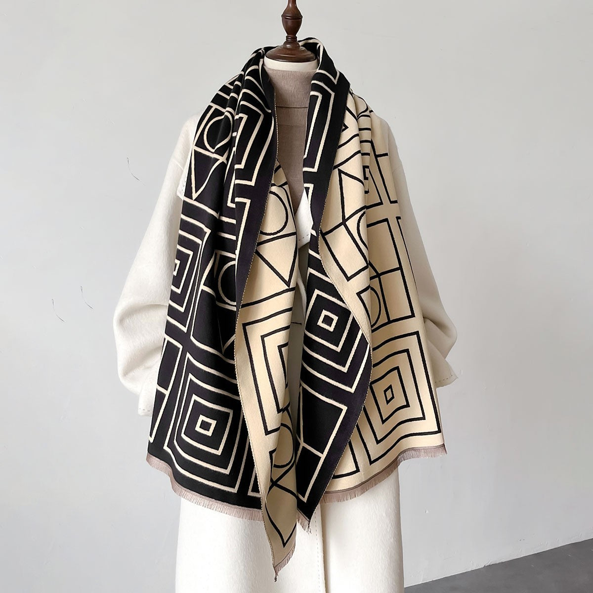 Barbara  / / SCARVES, SHAWLS